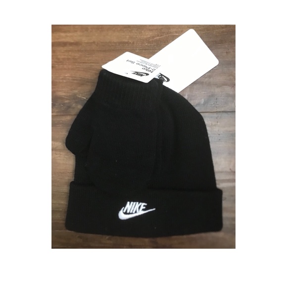 NIKE BABY HAT&BOOTIE SET SIZE 2/4T - Picture 4 of 4